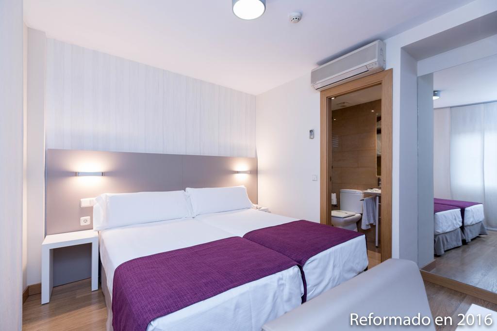 Hotel Di' Carlo Madrid Exteriér fotografie