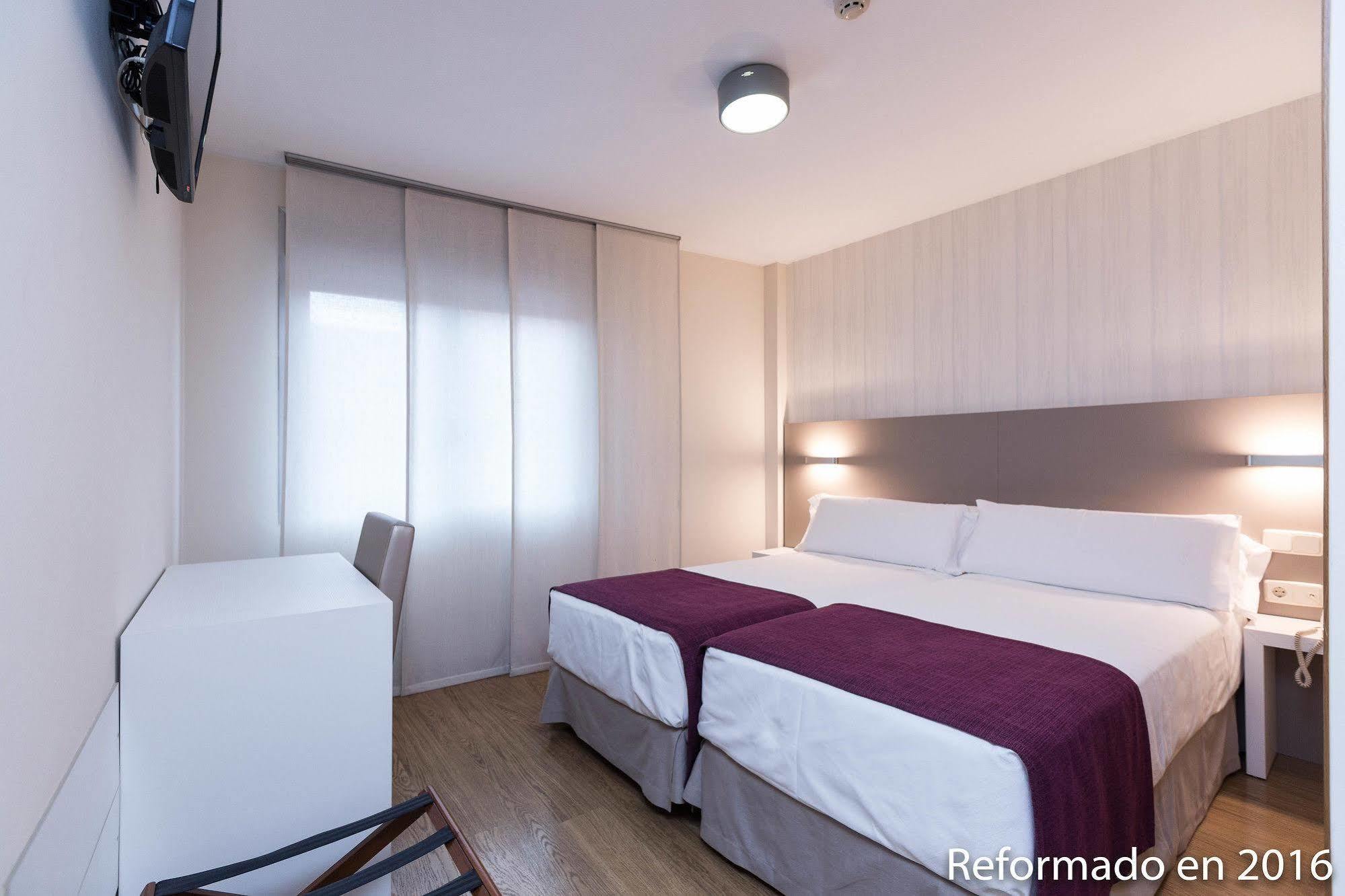 Hotel Di' Carlo Madrid Exteriér fotografie